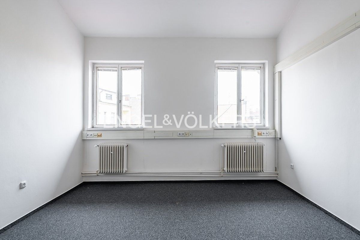 Pronájem kancelář - Revoluční, Praha, 31 m²