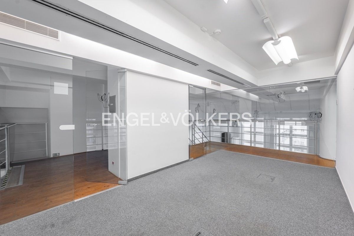 Pronájem kancelář - Na okraji, Praha, 985 m²