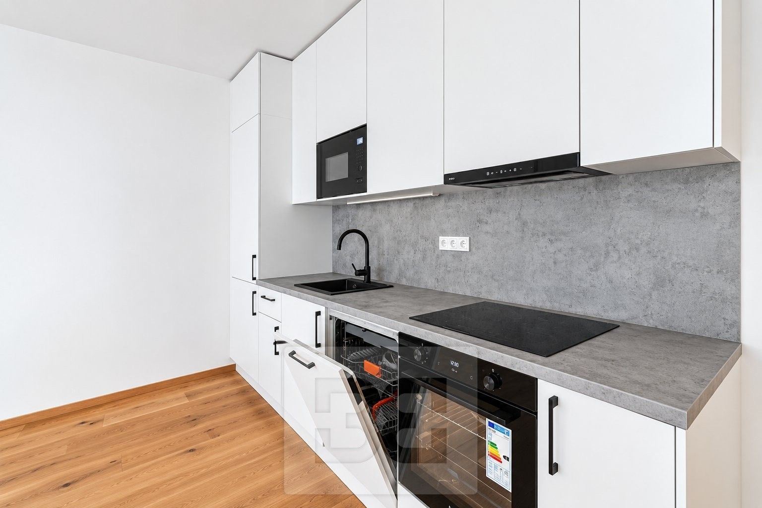 Prodej byt 1+kk - Starokošířská 1402, Praha Košíře, 40 m² - 5