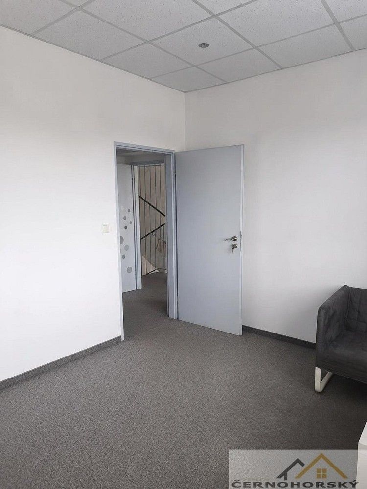 Kanceláře, U Školy, Nové Strašecí, okres Rakovník, 22 m² - 2