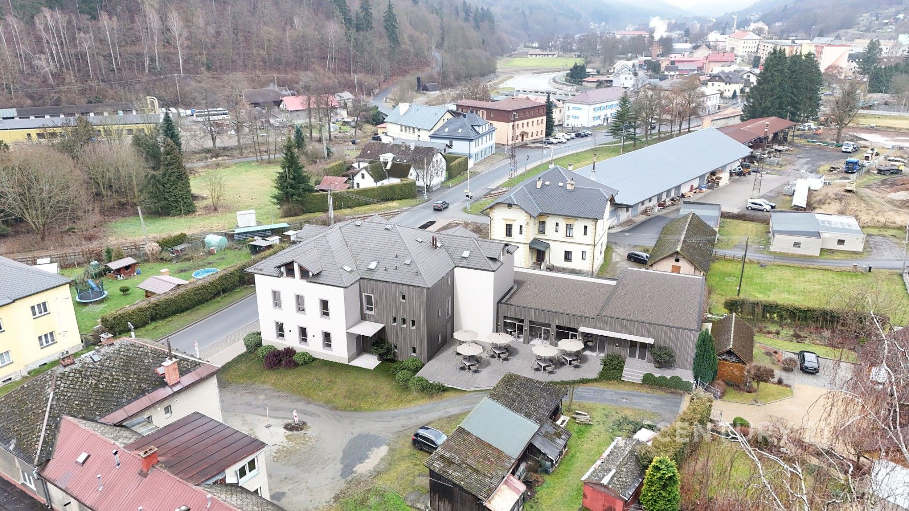 Činžovní domy, Hlavní, Hanušovice, okres Šumperk, 1 380 m² - 1