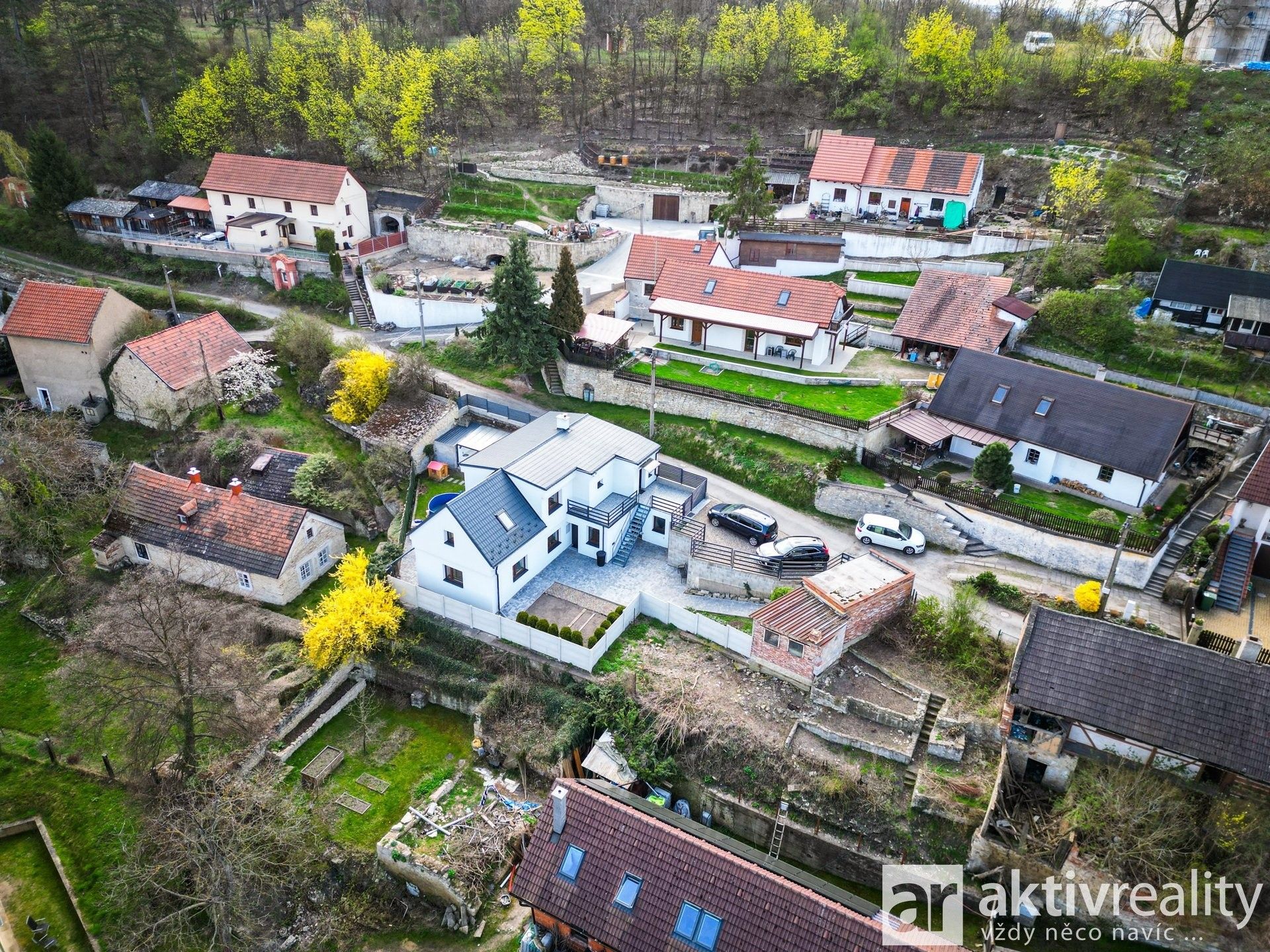 Rodinné domy, Pod Kostelíčkem, Liběchov, 147 m² - 1