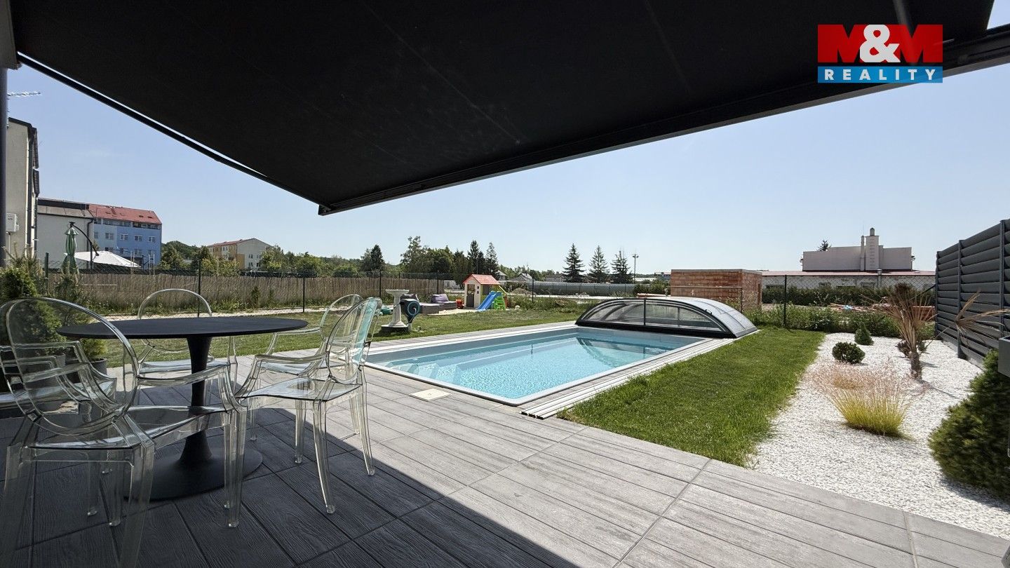 Rodinné domy, Lipová, Milovice, 99 m² - 2