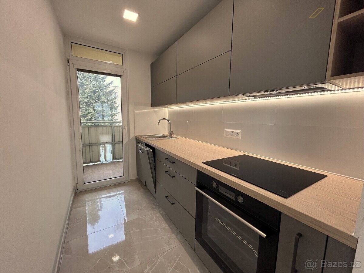 Byty, Trhové Sviny, 374 01