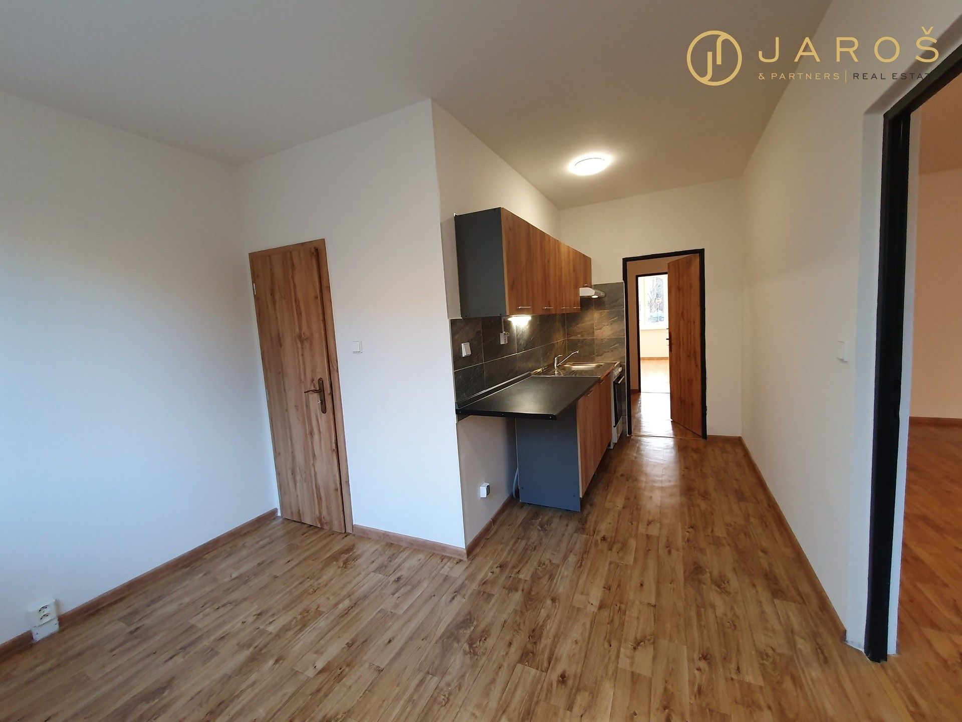 Prodej byt 2+1 - 17. listopadu, Chomutov, 60 m²