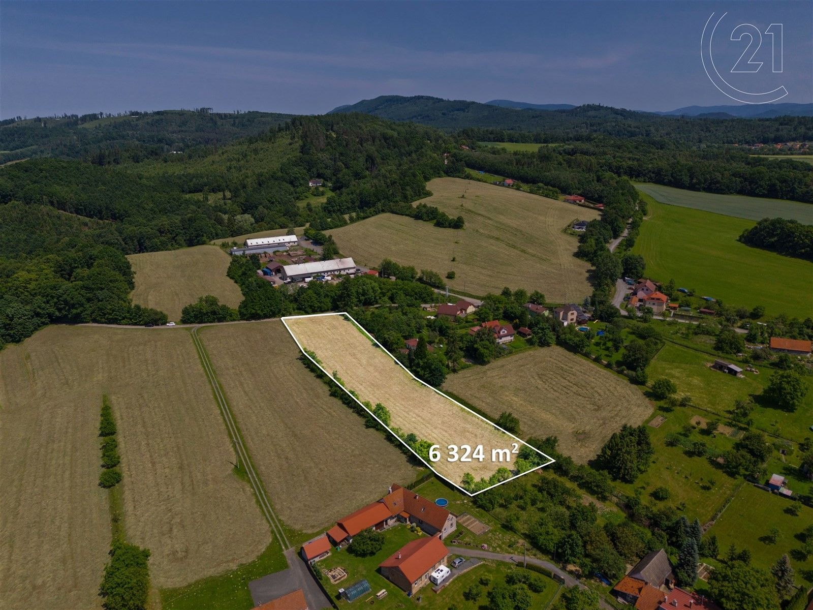 Prodej pozemek pro bydlení - Lešná