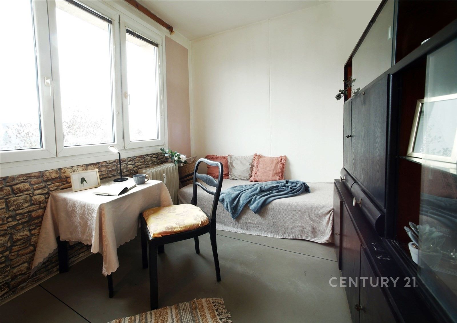 2+kk, Vejprnická, Plzeň, 42 m²