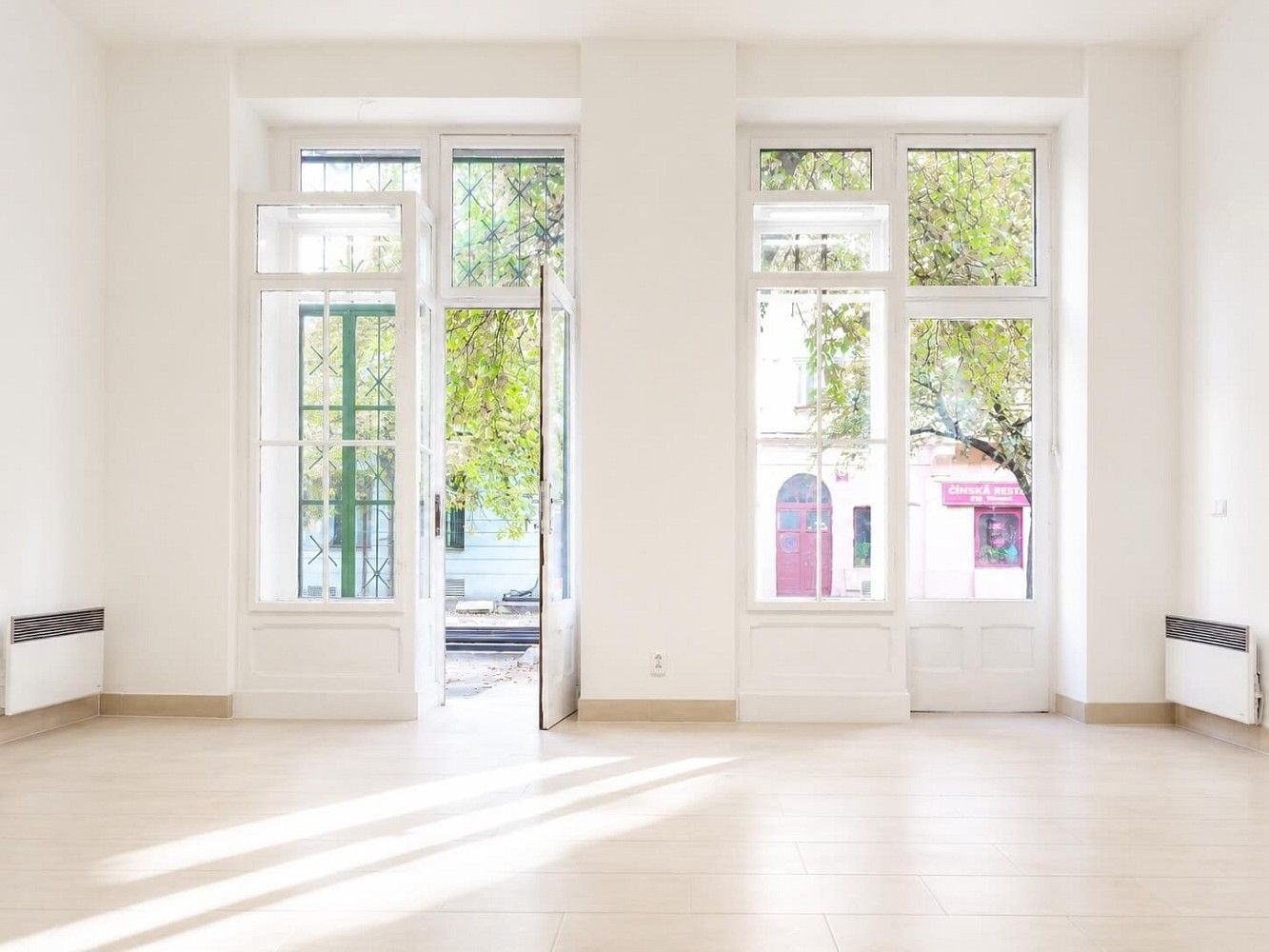 Obchodní prostory, 34 m²