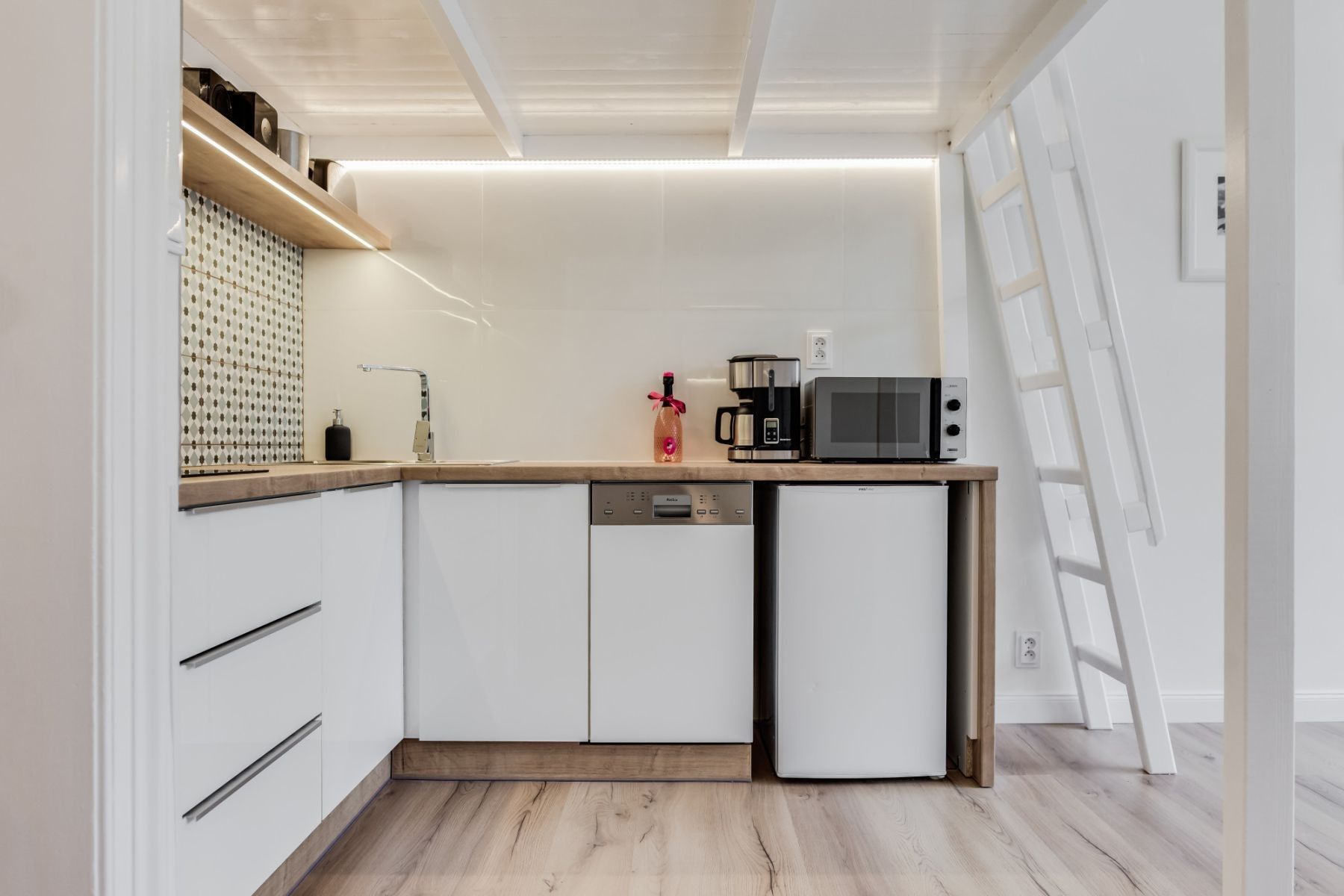 Pronájem byt - Újezd, Praha - Malá Strana, 33 m² - 5