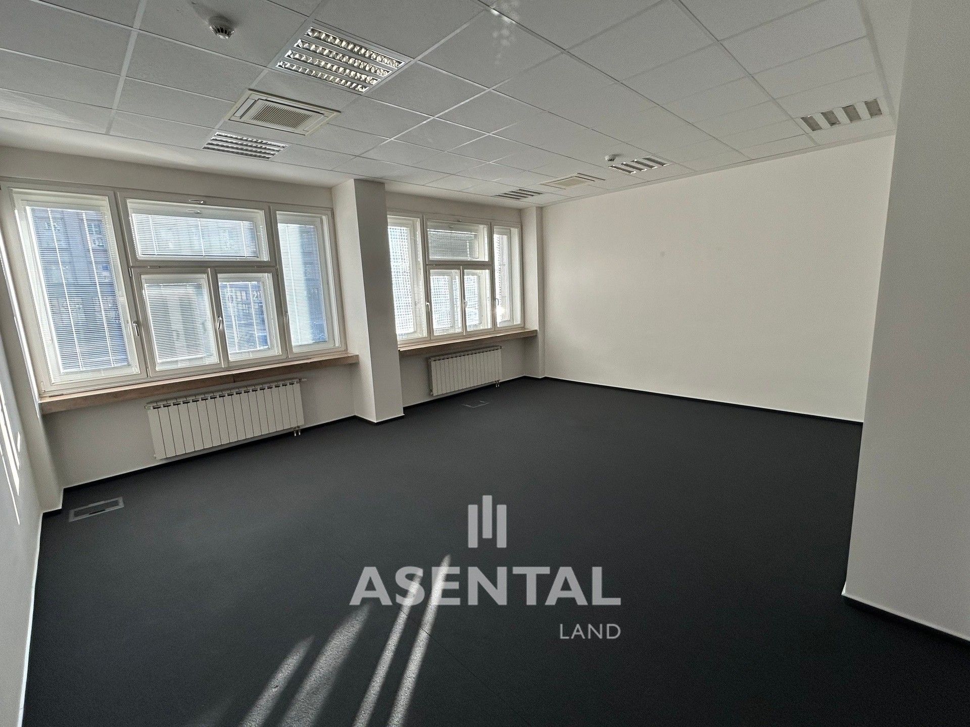 Kanceláře, Prokešovo náměstí, Ostrava Moravská Ostrava, 35 m² - 2