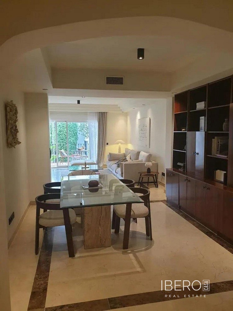 4+kk, Nagüeles, Španělsko, 180 m² - 2