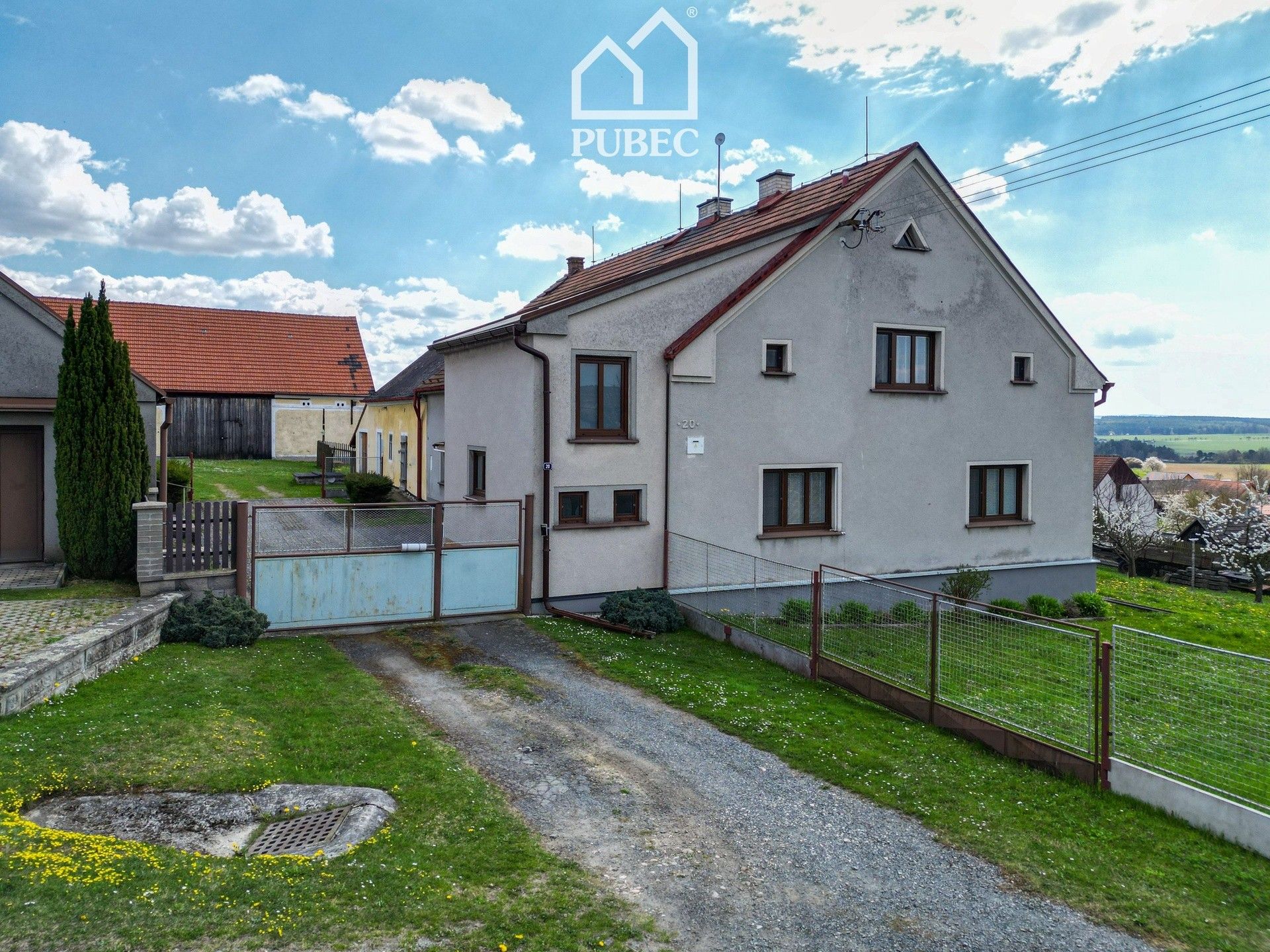 Rodinné domy, Jarov, 275 m² - 1