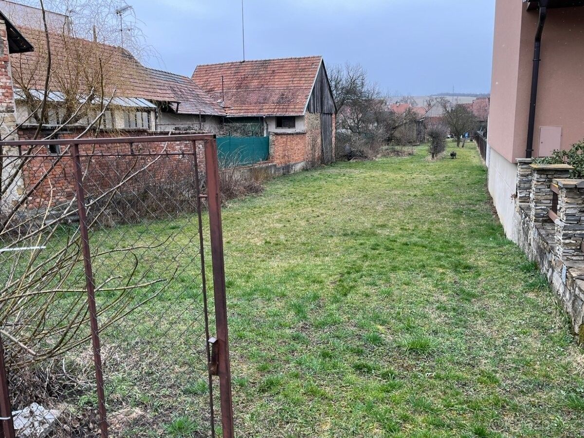 Pozemky pro bydlení, Lipov, 696 72