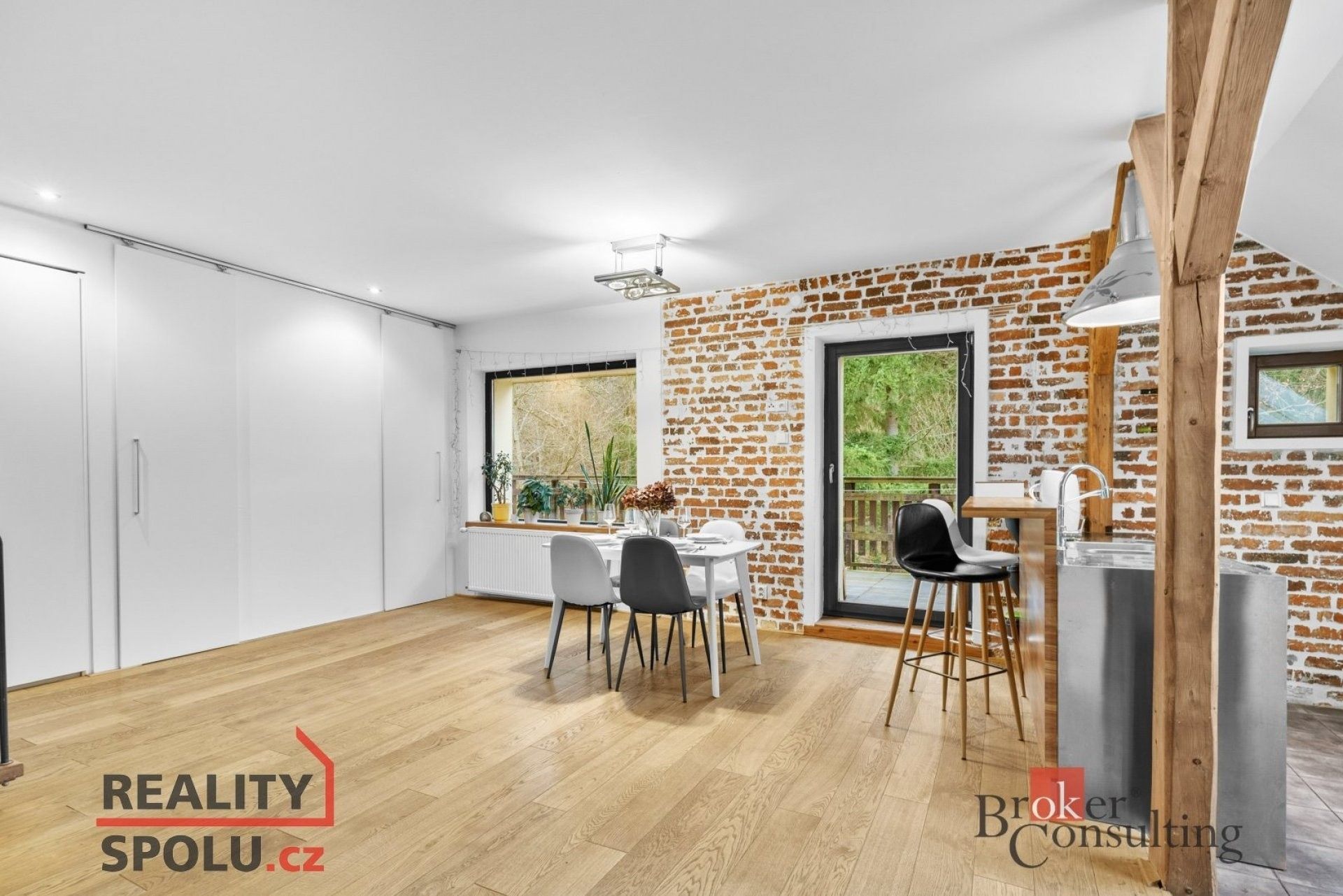 Prodej byt 4+kk - Stroupežnického, Liberec, 98 m²