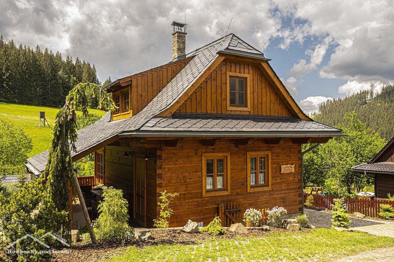 Chaty, Velké Karlovice - Malé Karlovice, Zlínský kraj