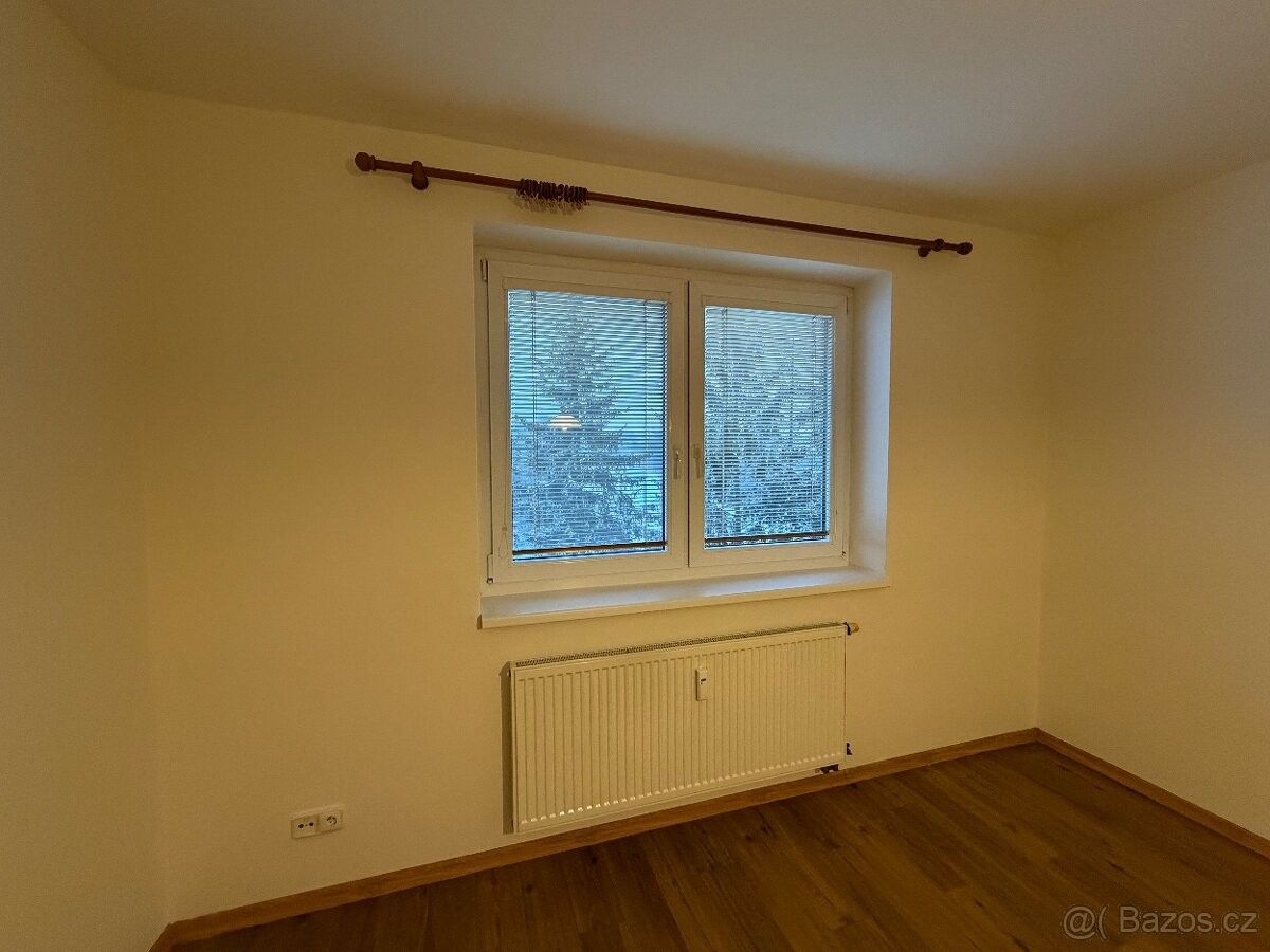 Pronájem byt - Velká Bíteš, 595 01