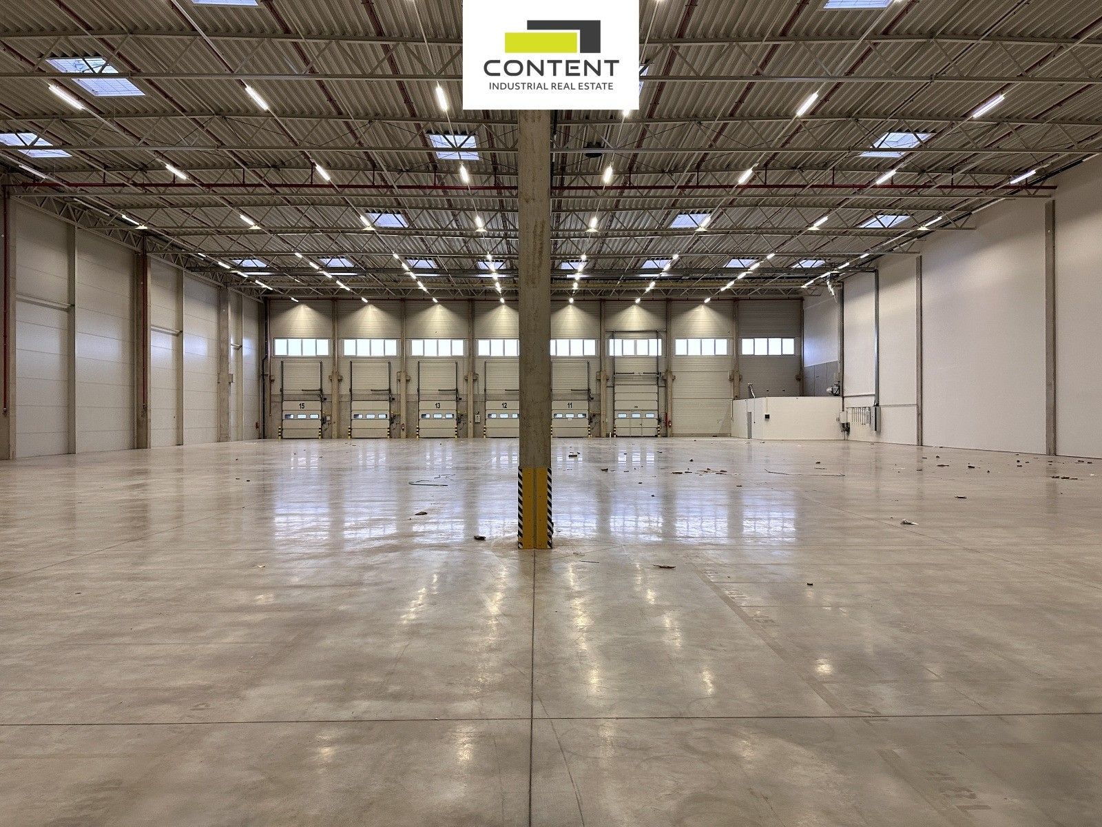 Sklady, Průmyslová, Hostivice, 4 382 m²