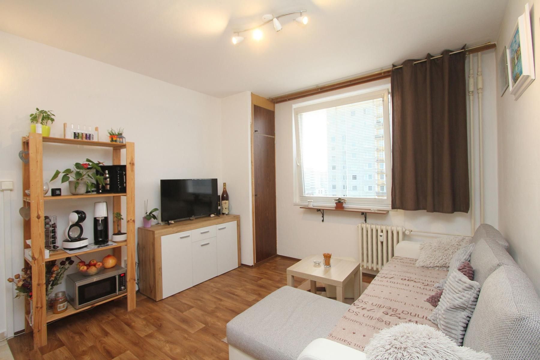 Prodej byt 2+kk - Kunětická, Pardubice, 42 m²