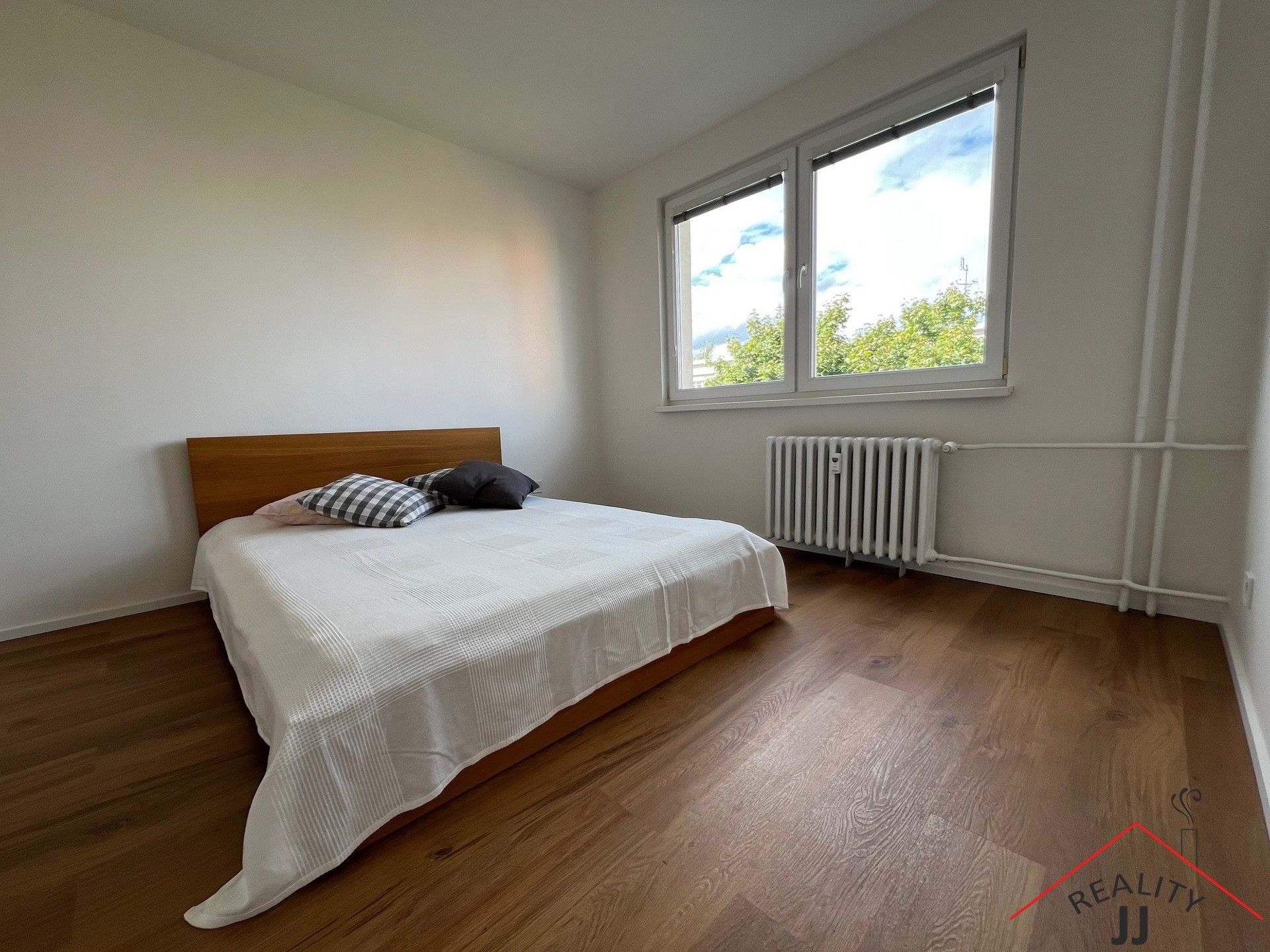 Byt 2+1 · 57 m² · Bydžovského, Praha - 3