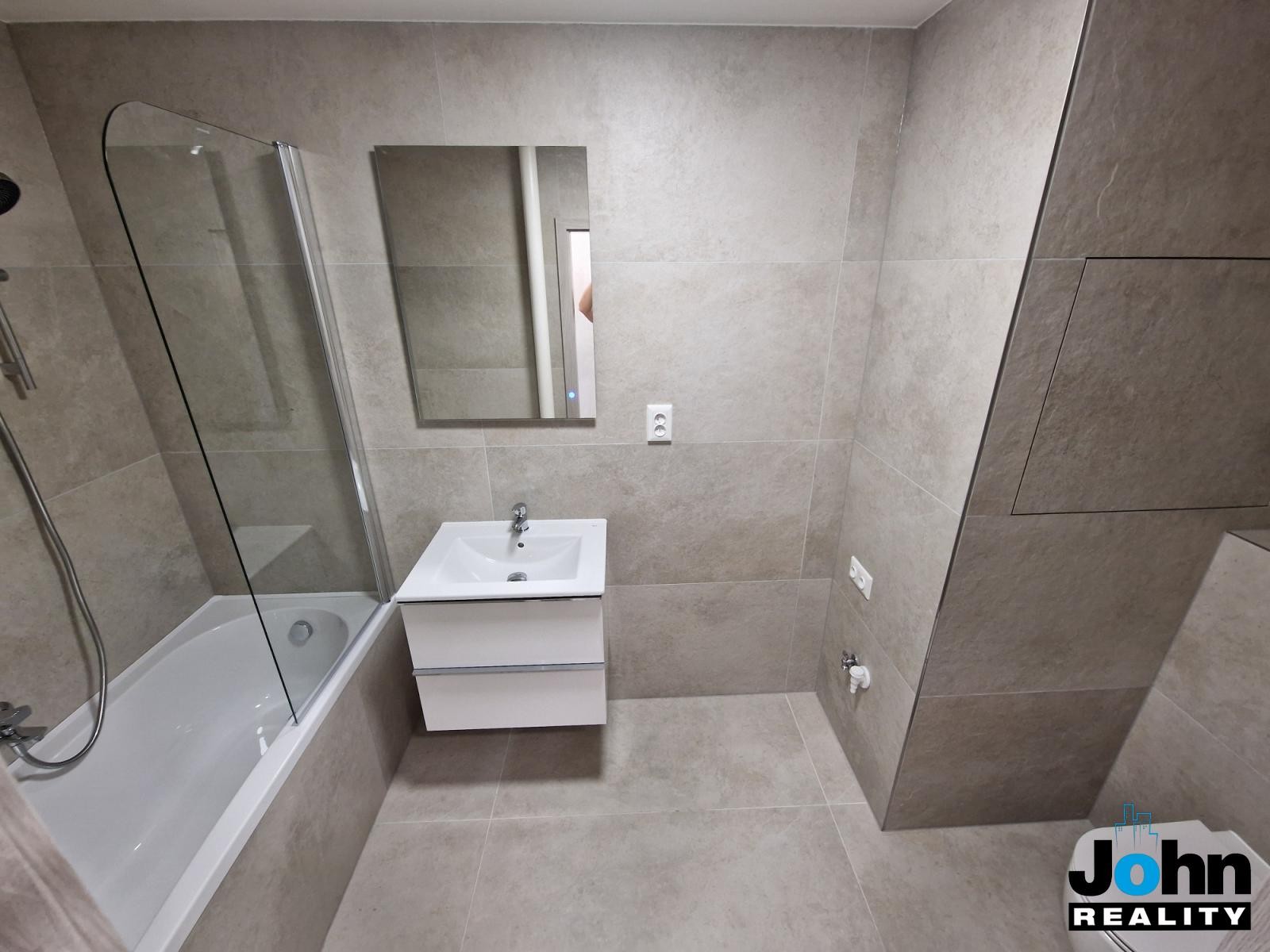 Byt 3+1 · 61 m² · Valdštejnská, Litvínov - 3