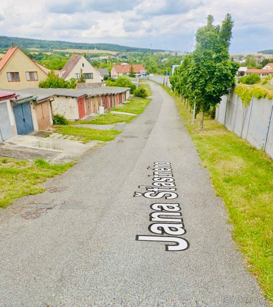 Pronájem garáž - Mníšek pod Brdy, 252 10