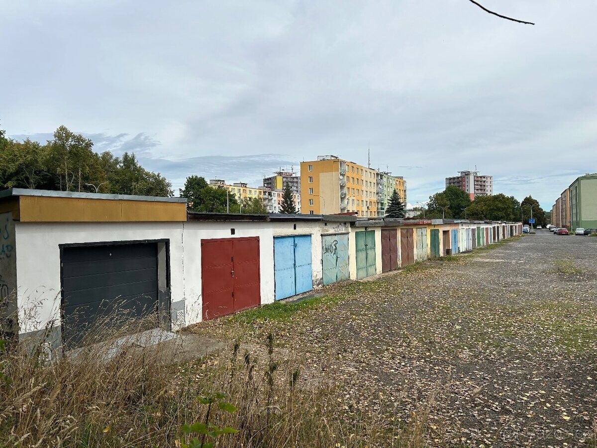 Prodej garáž - Chodov u Karlových Var, 357 35