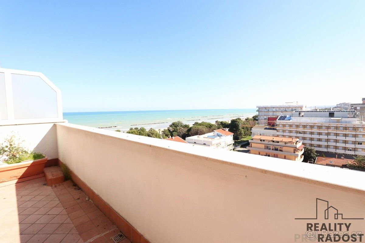 Byty, 987 66, Zahraničí