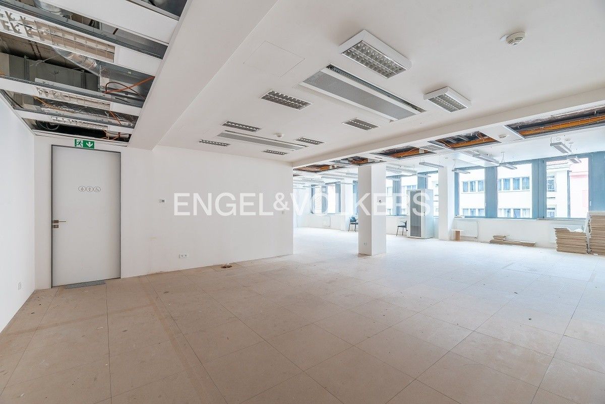 Pronájem kancelář - Lomnického 1742, Praha Nusle, 208 m² - 5