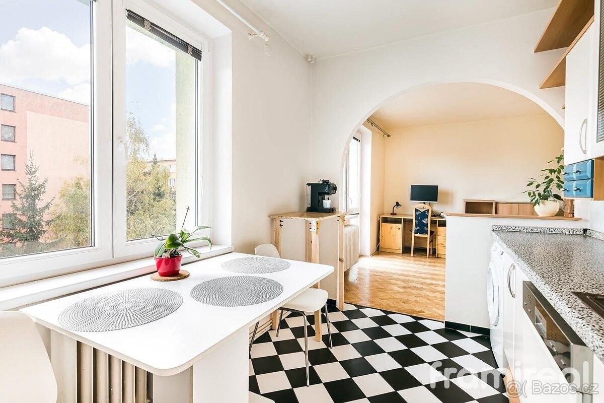 Byty, Modřice, 664 42