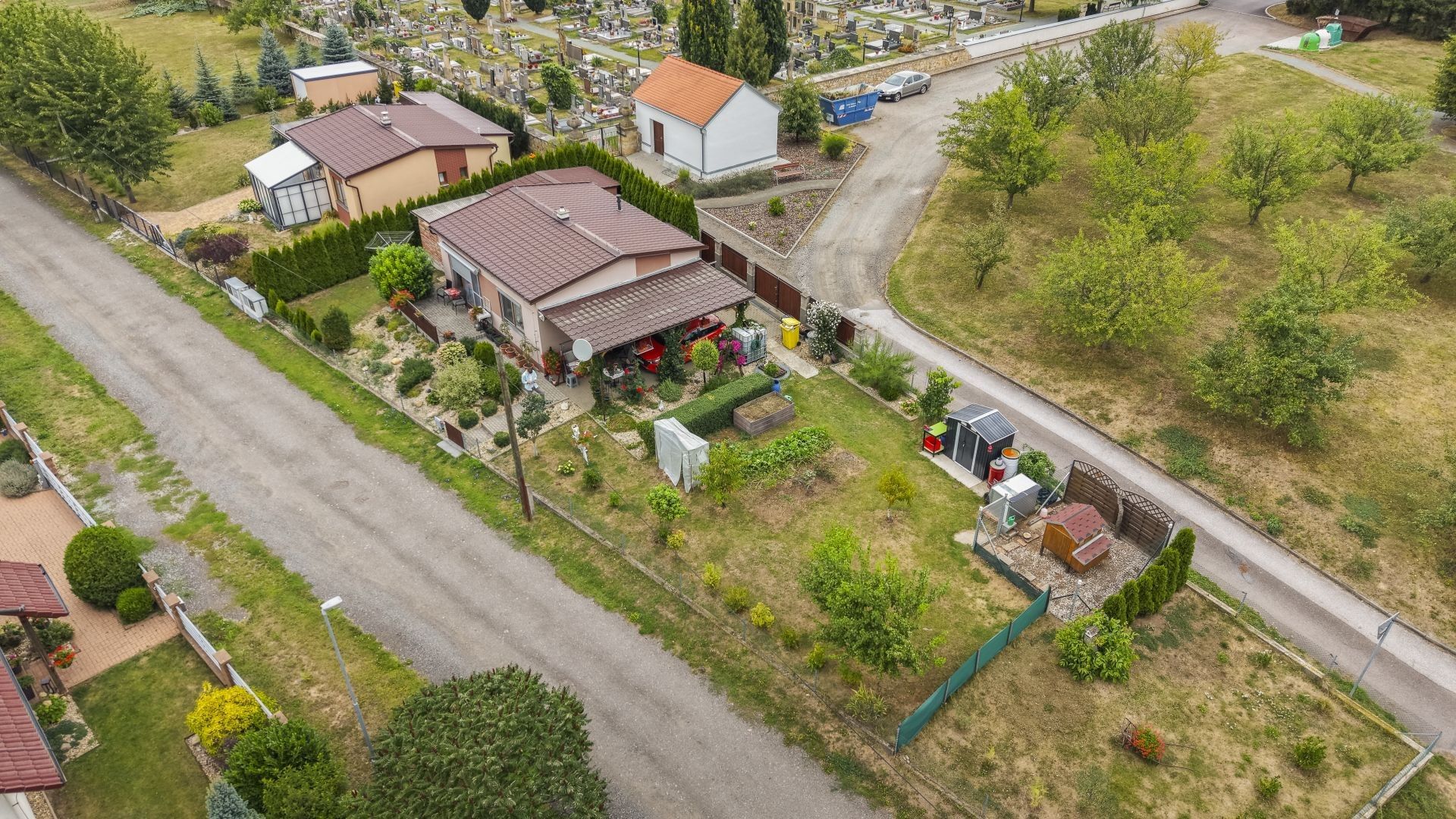 Rodinné domy, Okres Hradec Králové, 45 m² - 2