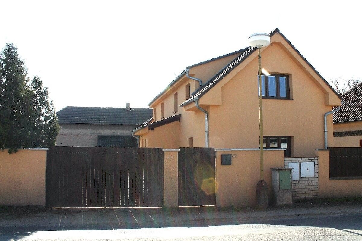 Rodinné domy, Dřísy, 277 14