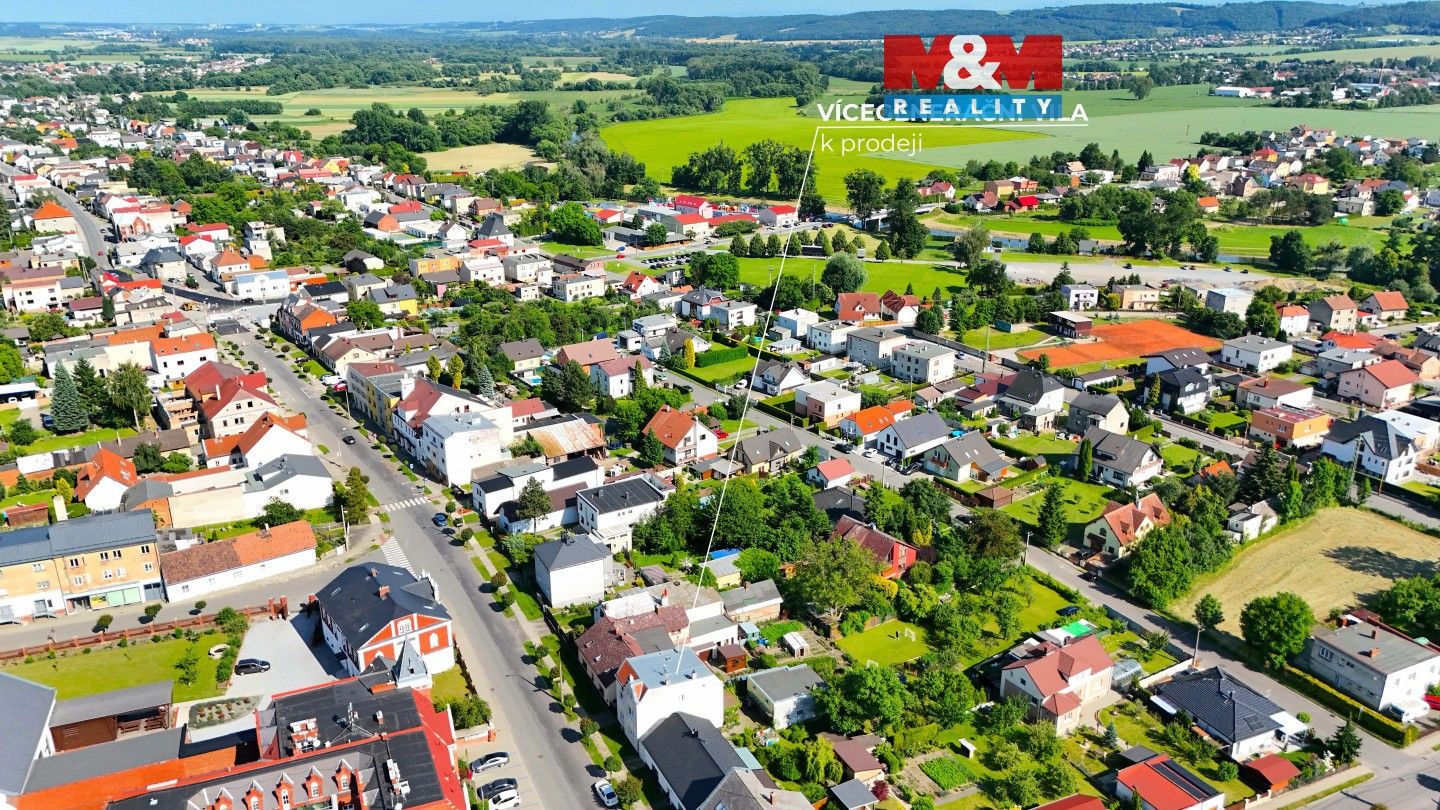 Rodinné domy, Náměstí, Kravaře, 180 m²