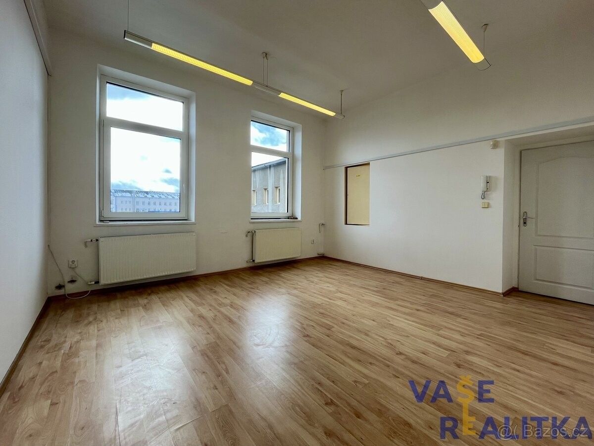Pronájem kancelář - Šumperk, 787 01