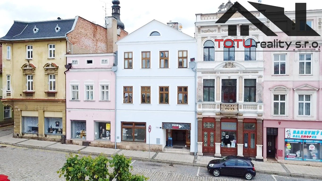 Prodej rodinný dům - Mírové náměstí, Broumov, 490 m²