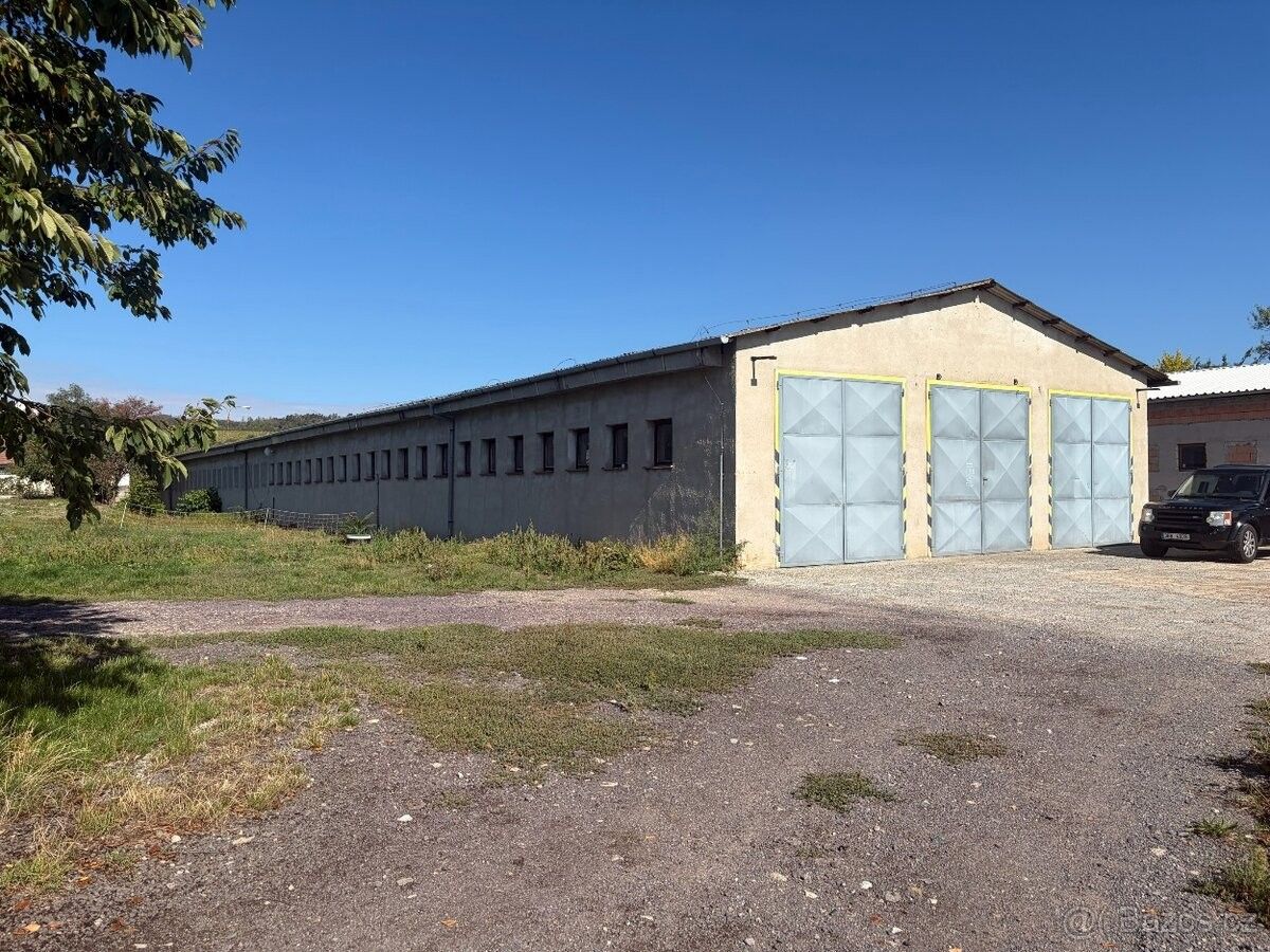 Sklady, Znojmo, 669 02 - 1