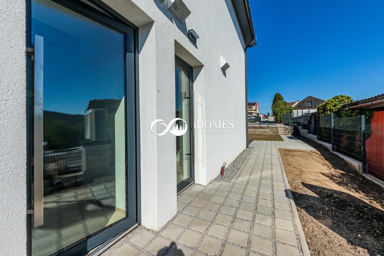 4+kk, Neznašov, Všemyslice, 84 m² - 2