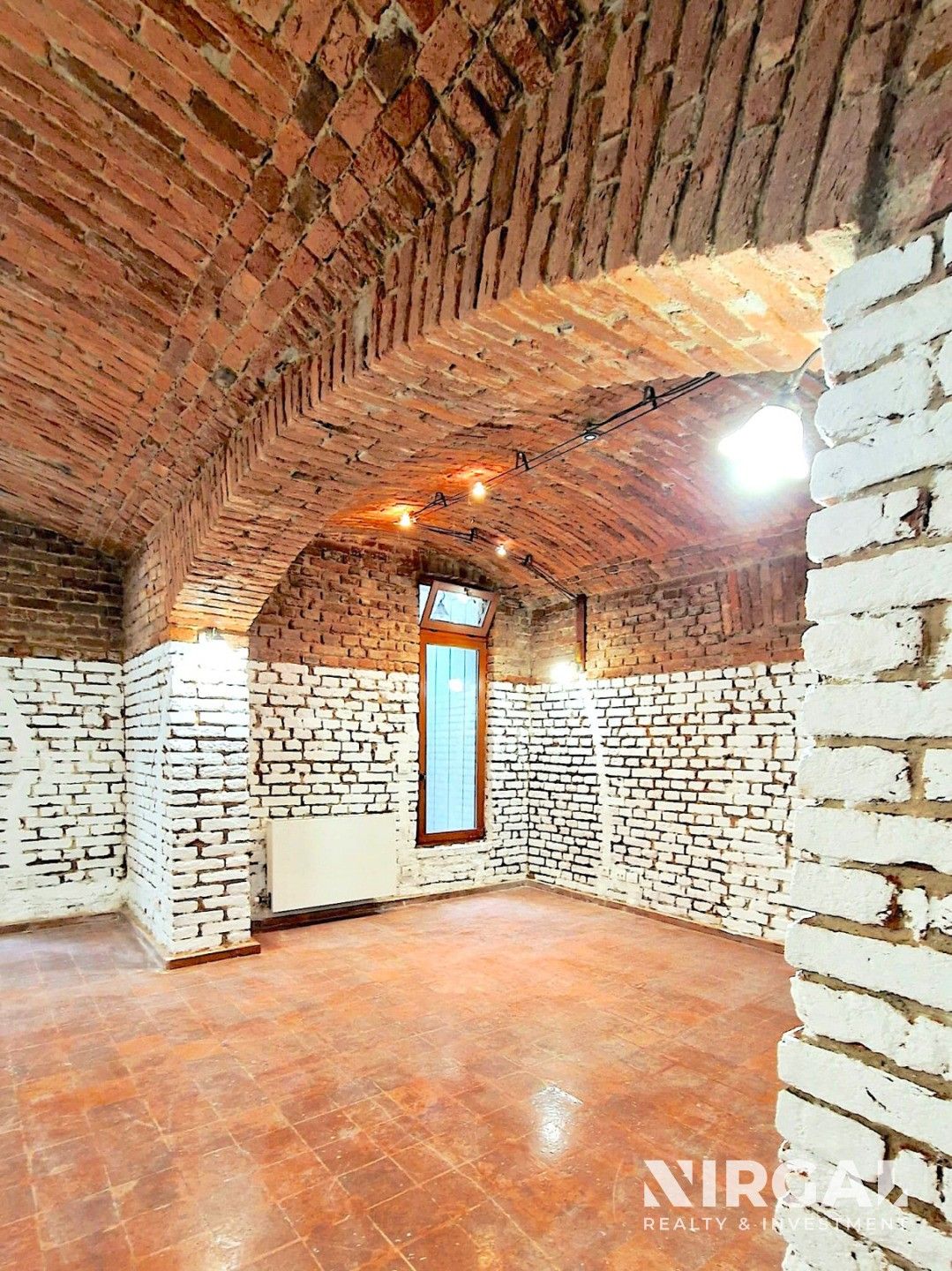 Prodej obchodní prostory - Chodská, Praha, 86 m²