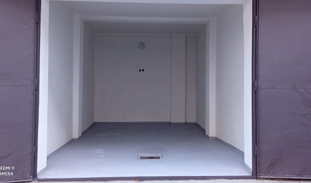Garáže, České Budějovice, 370 01 - 1
