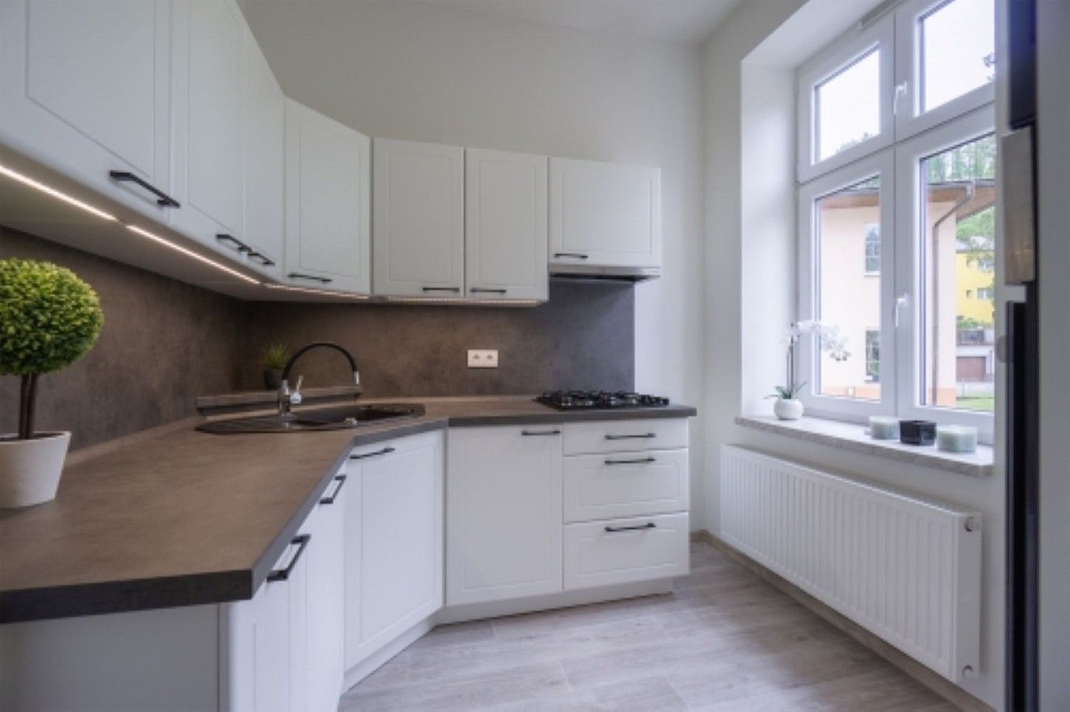 Byt 2+1 · 56 m² · Maxima Gorkého, Trutnov - Dolní Předměstí - 4