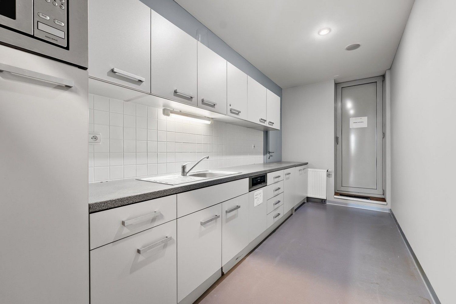 Pronájem kancelář - Praha, 2 208 m² - 5