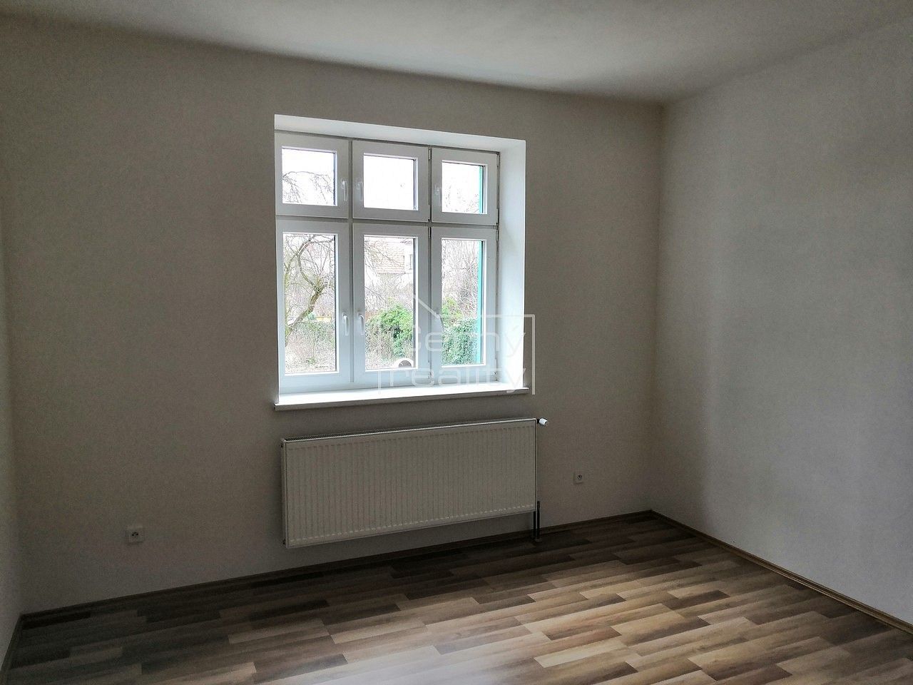 Pronájem byt 2+kk - Okružní, Pardubice - Bílé Předměstí, 46 m² - 5
