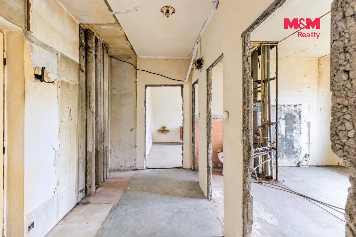 Byt 2+1 · 51 m² · Počernická, Praha - 3
