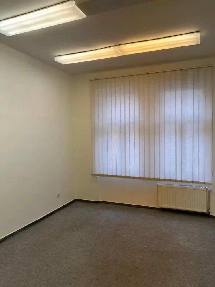 Kanceláře, Praha, 130 00