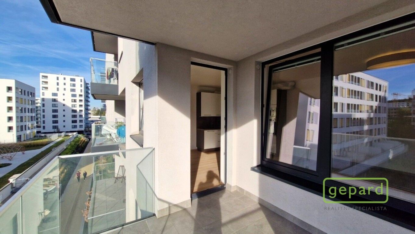Byt 3+kk, 85 m²