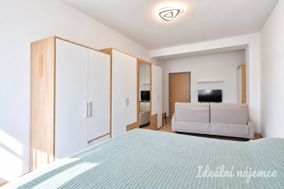 Byt 2+1 · 54 m² · Bakalovo nábřeží, Brno - 4