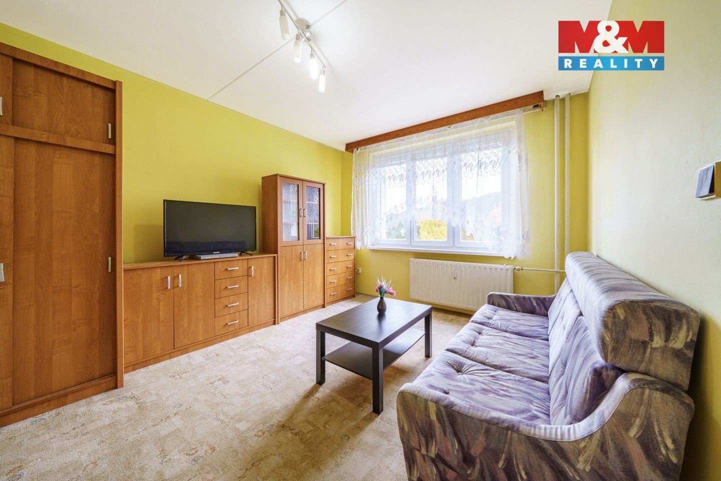 Pronájem byt 1+1 - sídliště 9. května, Nejdek, 35 m²