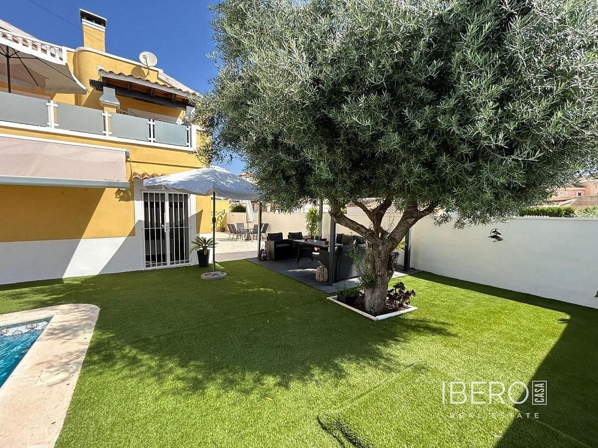 Prodej rodinný dům - San Miguel de Salinas, ES, 154 m² - 5