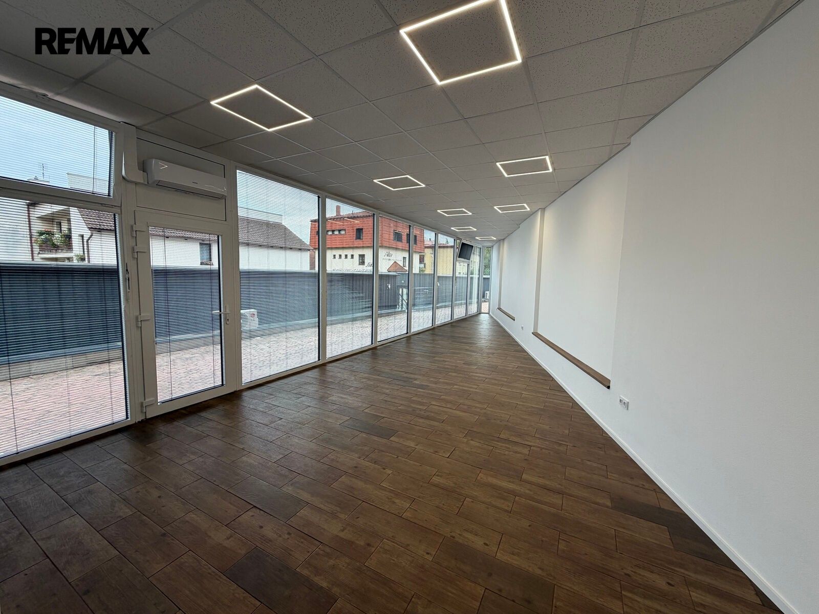 Pronájem obchodní prostory - Krasíkovická 2140, Pelhřimov, 52 m² - 5