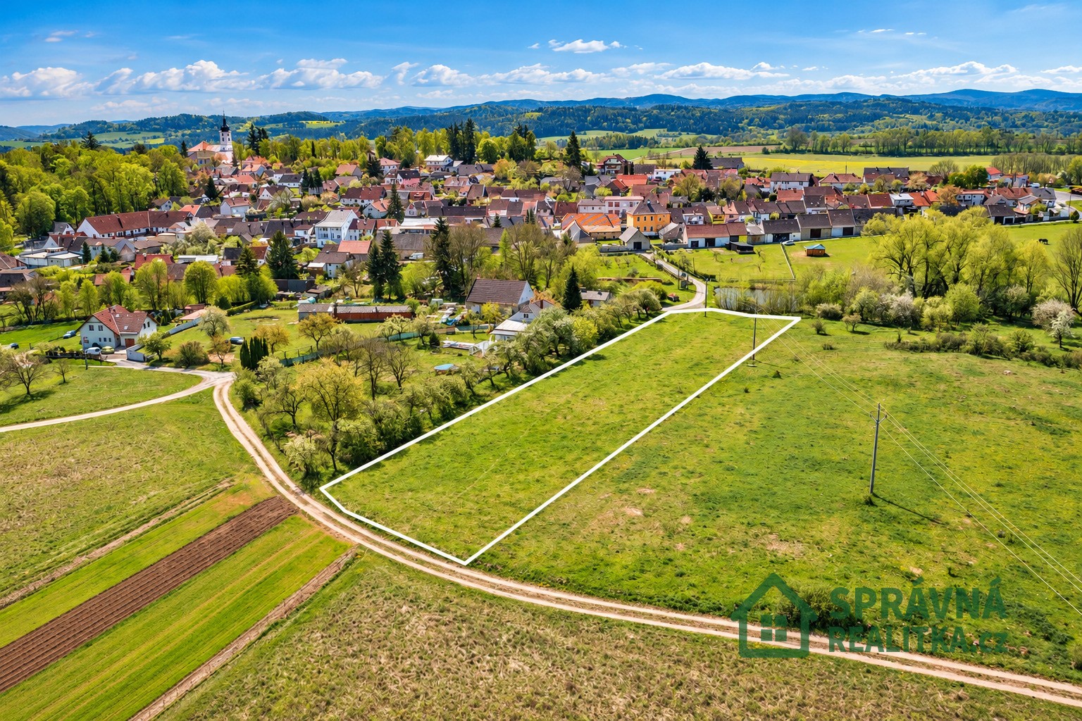 Pozemek pro bydlení, 4 292 m²