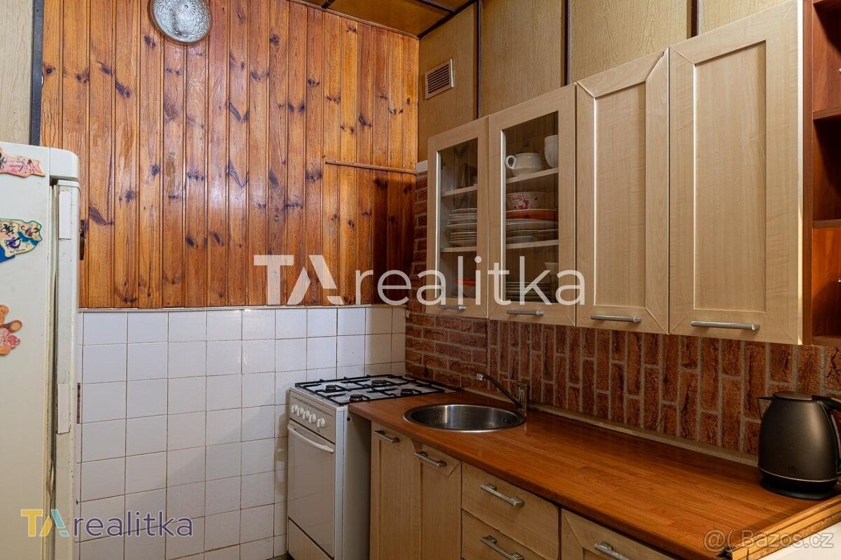 Byty, Ostrava, 700 30